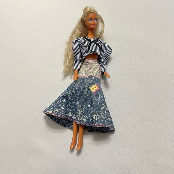 Vintage Barbie Doll With Denim Outfit 1966 RARE - Picture 1 of 7